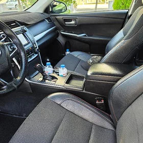 Toyota Camry 2016
