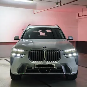 BMW X7 2023