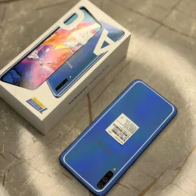 Samsung A70 6/128gb