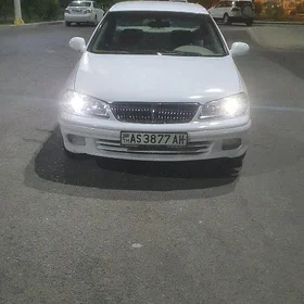Nissan Sunny 2002