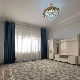 Gurtly 3 komnat Jay liftli