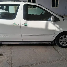 Toyota Sienna 2000