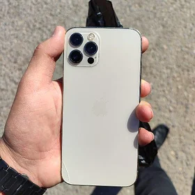 iPhone 12 pro 💛