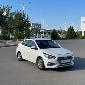 Hyundai Accent 2021