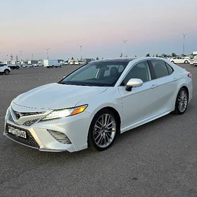 Toyota Camry 2020