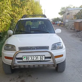 Toyota RAV4 1998
