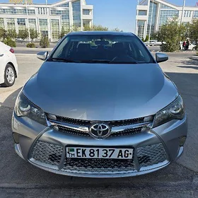 Toyota Camry 2017