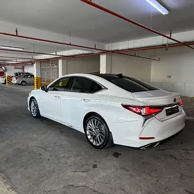 Lexus ES 350 2024