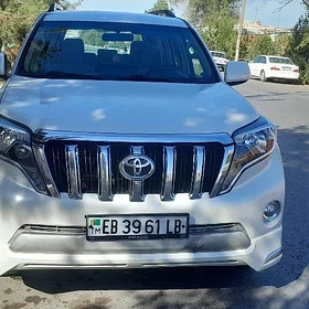 Toyota Land Cruiser Prado 2013