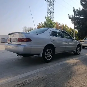 Toyota Camry 2001