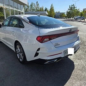 Kia K5 2021