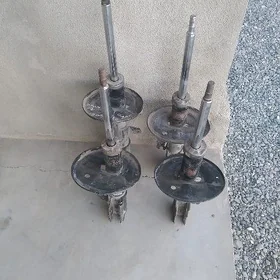 Babyçka amertizator