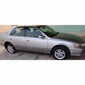 Toyota Camry 2001