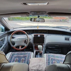 Toyota Avalon 2004