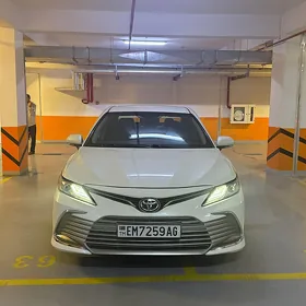 Toyota Camry 2023