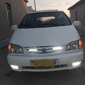 Toyota Sienna 2000