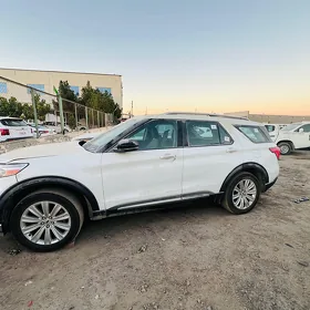 Ford Explorer 2023