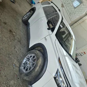 Nissan Pathfinder 2021