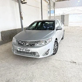 Toyota Camry 2012