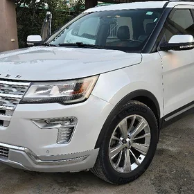 Ford Explorer 2019