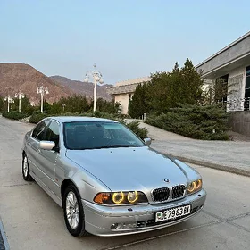 BMW E39 2002