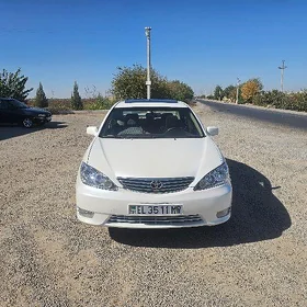 Toyota Camry 2005