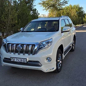Toyota Land Cruiser Prado 2014