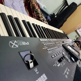 Korg pa3 76klawis