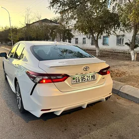 Toyota Camry 2022