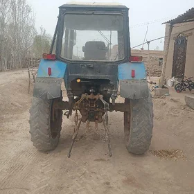 MTZ 80 2000