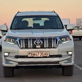 Toyota Land Cruiser Prado 2023