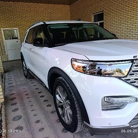 Ford Explorer 2021