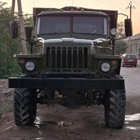 Ural 5557 1989