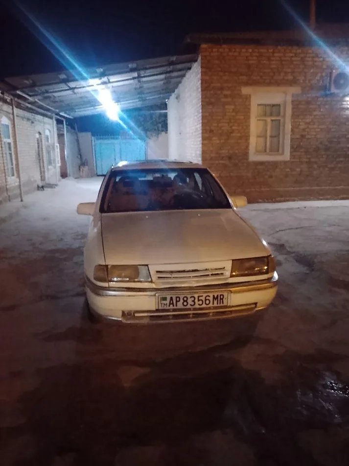 Opel Vectra 1989 - 1