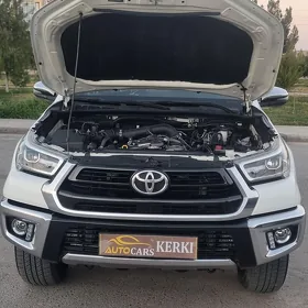 Toyota Hilux 2022