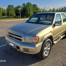 Nissan Pathfinder 2005