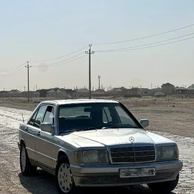 Mercedes-Benz 190E 1992