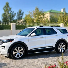 Ford Explorer 2022