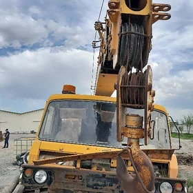 XCMG 25 1995