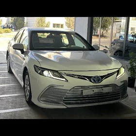Toyota Camry 2022