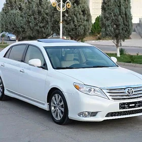 Toyota Avalon 2011