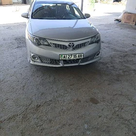 Toyota Camry 2013