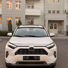 Toyota RAV4 2022