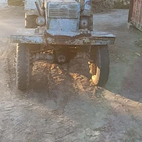 MTZ T-28 1992