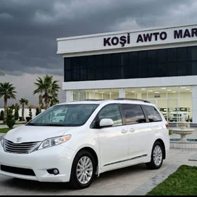 Toyota Sienna 2012