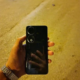 Honor 90