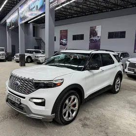 Ford Explorer 2022