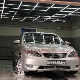 Toyota Camry 2004