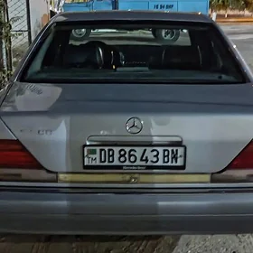 Mercedes-Benz E500 1995