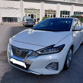 Nissan Maxima 2020